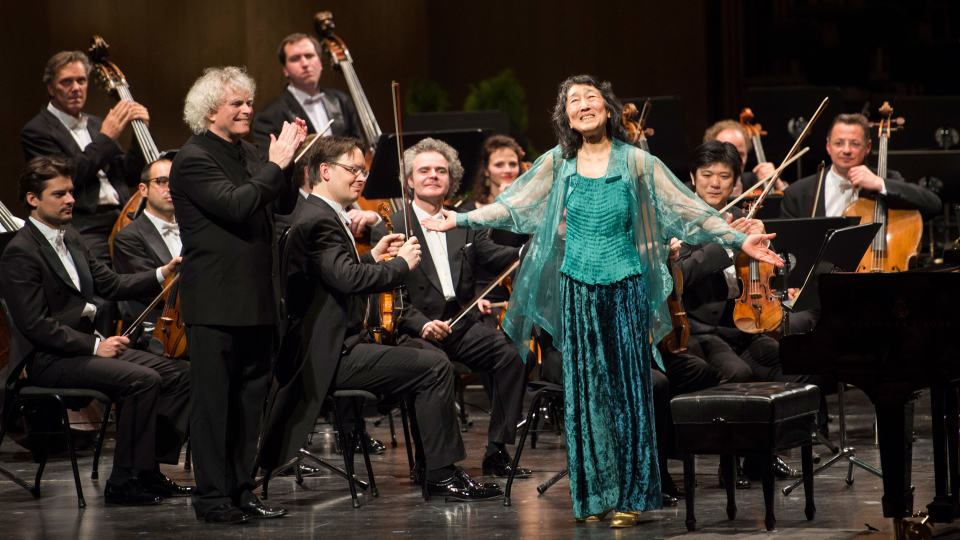 Beethoven y Mozart con Simon Rattle y Mitsuko Uchida en el Festival de Pascua